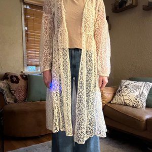 ANTHROPOLOGIE LACE DUSTER
